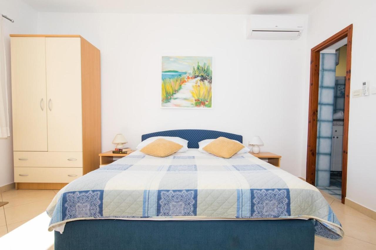 Apartment Lacroma *